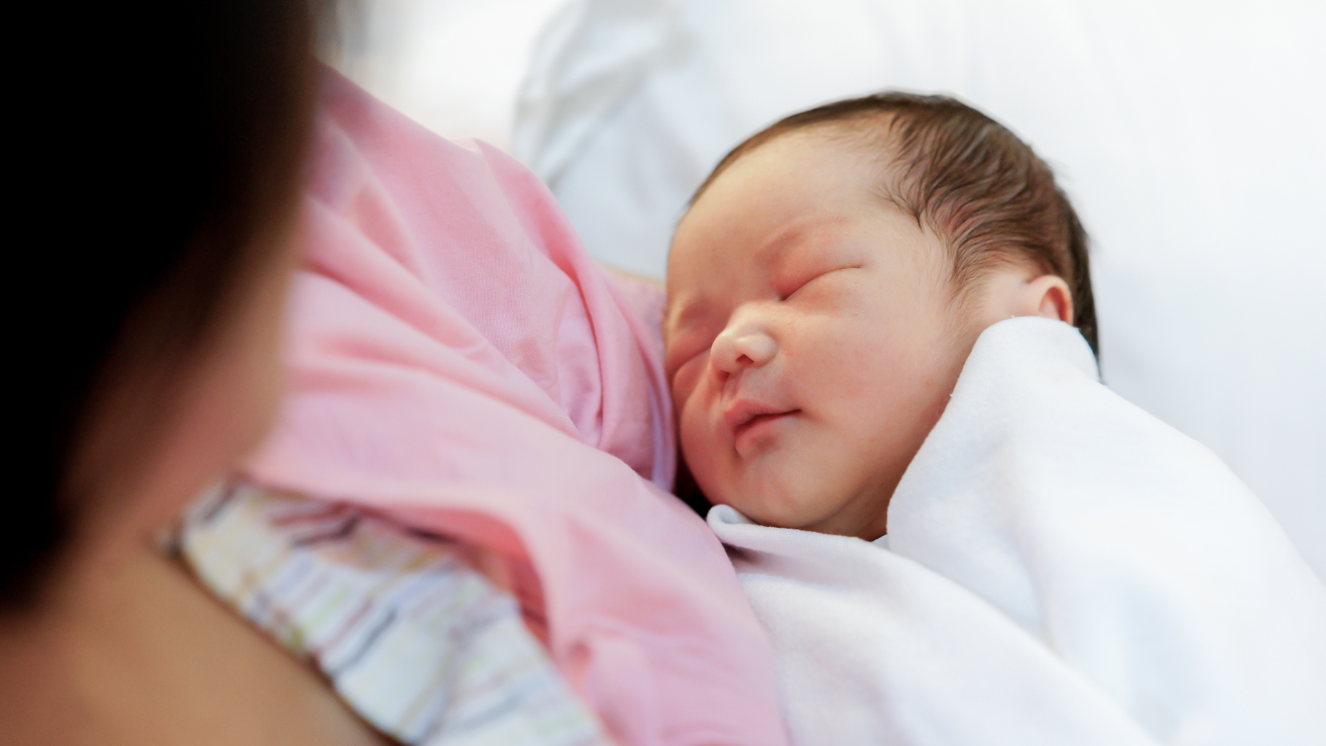 Blended Maternity Nurse Training — Level 3